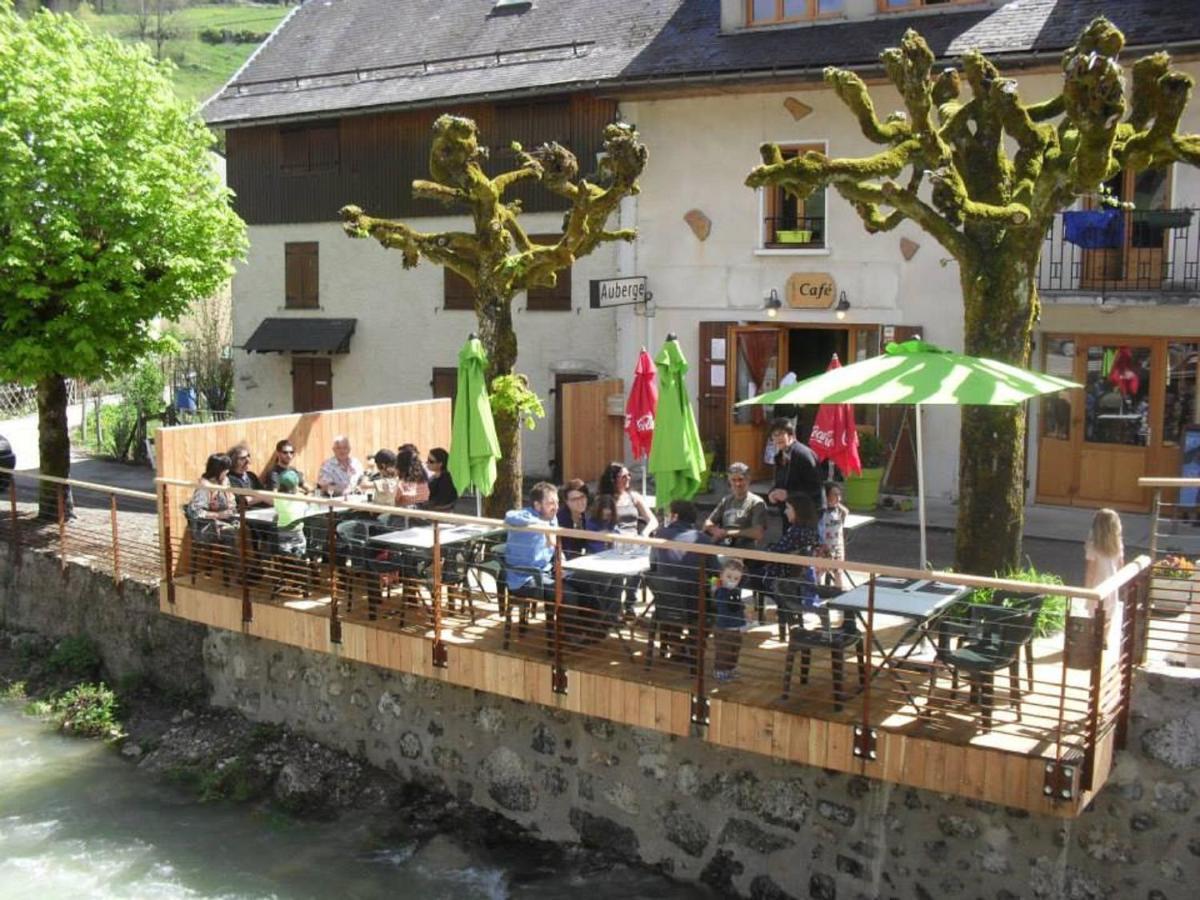 Gite Auberge L'Herbe Tendre Saint-Pierre-dʼEntremont Eksteriør billede