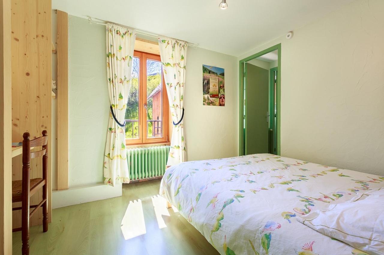 Gite Auberge L'Herbe Tendre Saint-Pierre-dʼEntremont Værelse billede